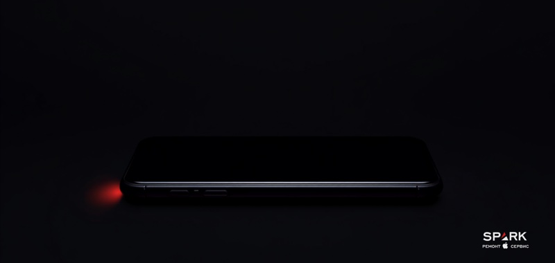 iPhone з чорним екраном, який не реагує на натискання кнопки живлення